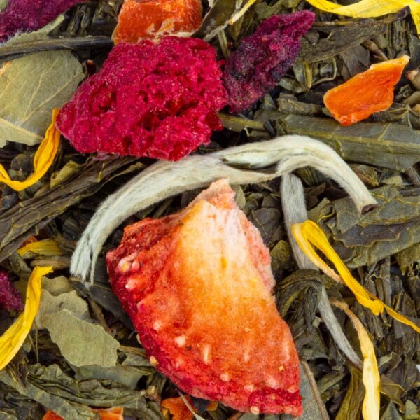 Thé Vert Plage d’Émeraude Bio Saveur Fraise, Framboise et Pêche par Made in Thé - Vue zoomée